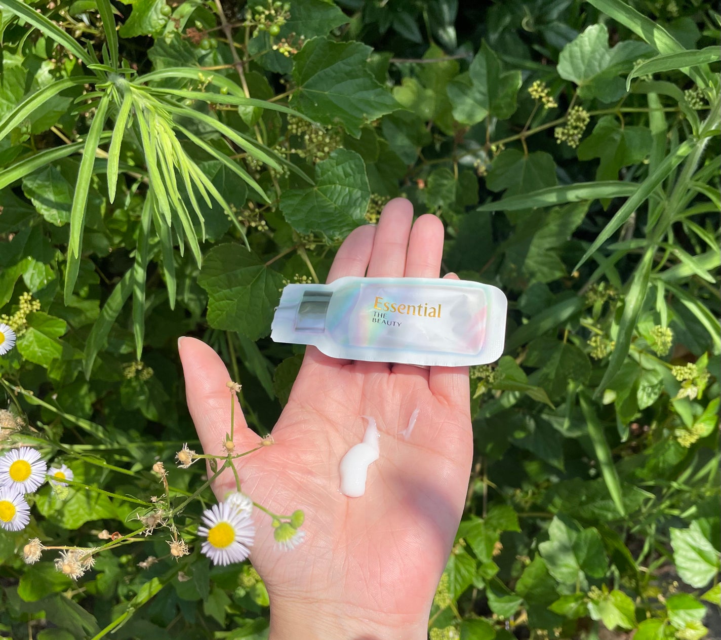 ttso_ra on LIPS 「エッセンシャルうるツヤチャージヘアパックエッセンシャル様からう..」(4枚目)