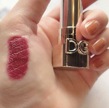 ザ・オンリーワン ルミナスカラー リップスティック/DOLCE&GABBANA BEAUTY/口紅を使ったクチコミ（2枚目）