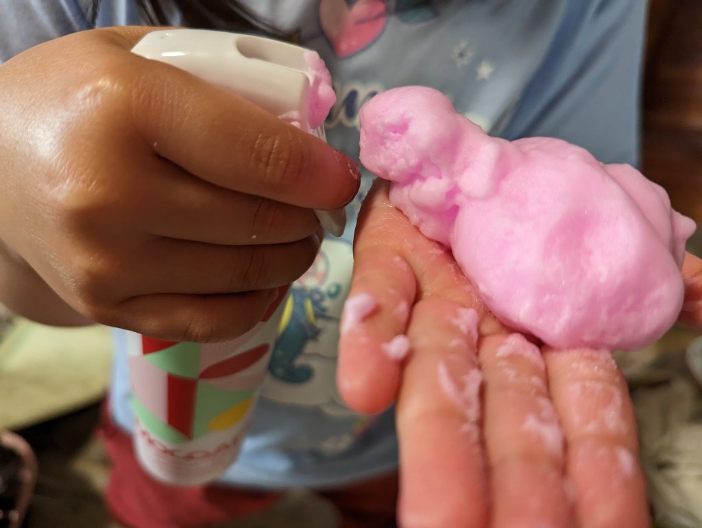 モコアート フォーミングスプレー ストロベリーの香り/Mocoart/保湿系入浴剤を使ったクチコミ（2枚目）