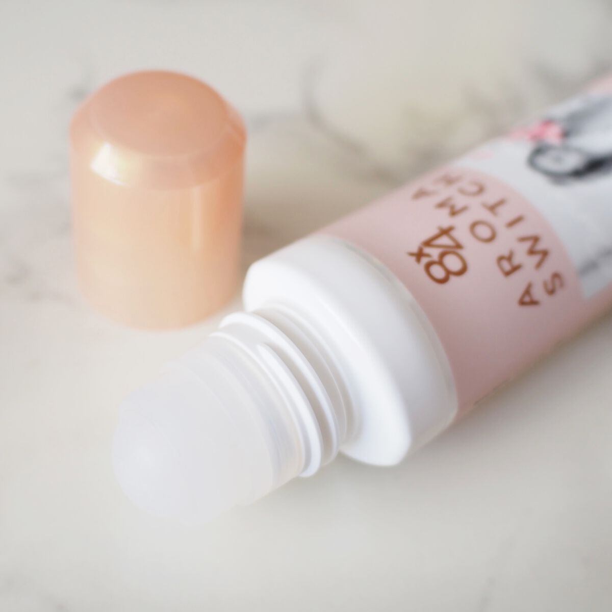 8x4 アロマスイッチ ロールオン パリスブーケの香り/8x4/デオドラント・制汗剤を使ったクチコミ(2枚目)