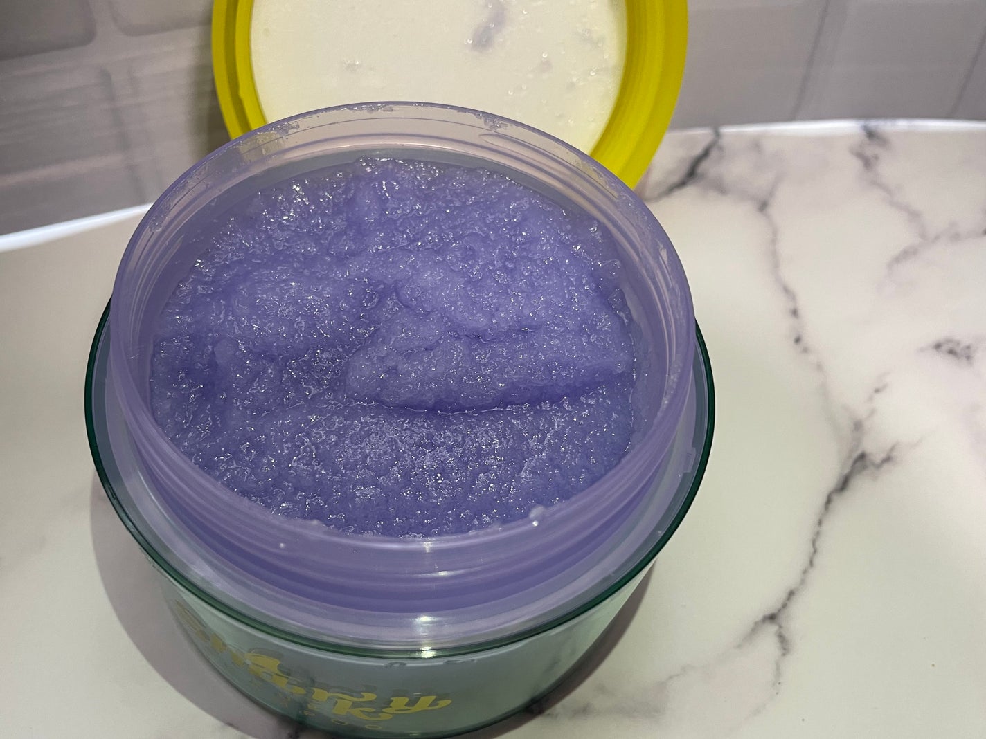 スクラブ シャンプー/シャーキー/頭皮ケアを使ったクチコミ(2枚目)