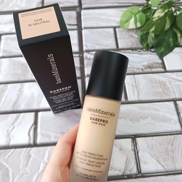 bareMinerals ベアプロ 24HR リキッド ファンデーションのクチコミ「ベアプロ 24HR リキッド ファンデーション（SPF20・PA++）

いつでも年中無休で理.....」（2枚目）