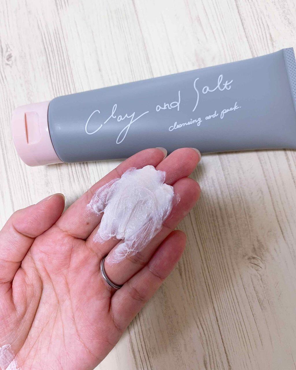 ピュアヴィヴィクレイ&ソルトクレンジングフォーム/株式会社イヴ/洗顔フォームを使ったクチコミ(2枚目)