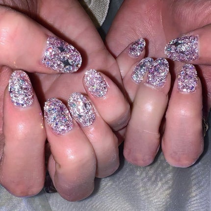 なかやまちえこ on LIPS 「シルバー系のネイル#ネイルデザイン..」(5枚目)