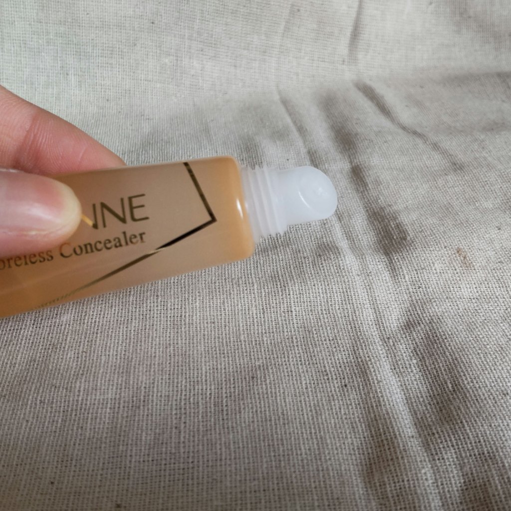 毛穴レスコンシーラー/CEZANNE/クリームコンシーラーを使ったクチコミ（3枚目）