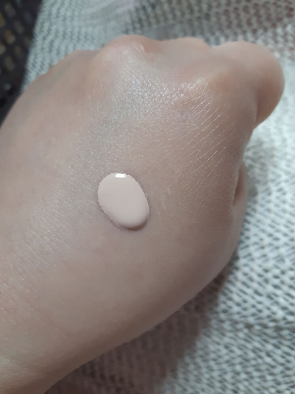 プロフィニッシュリキッド/インテグレート/リキッドファンデーションを使ったクチコミ（2枚目）