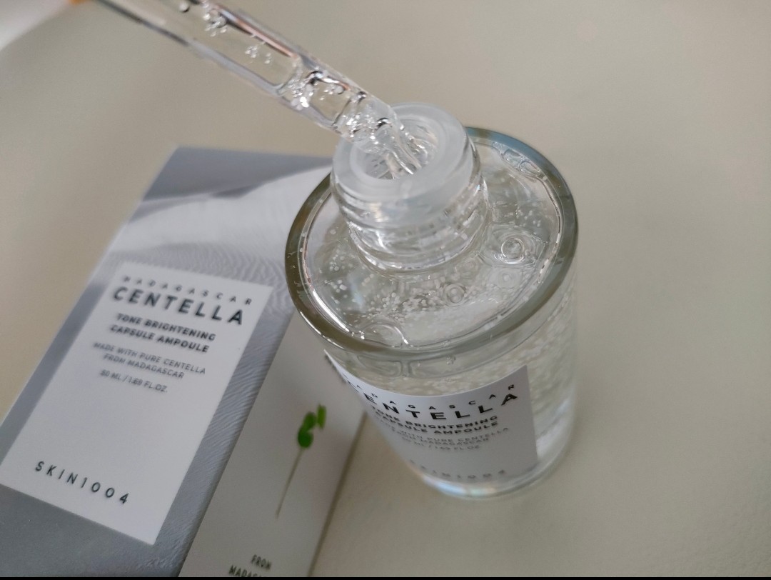 トーンブライトニング カプセルアンプル/SKIN1004/美容液を使ったクチコミ（2枚目）