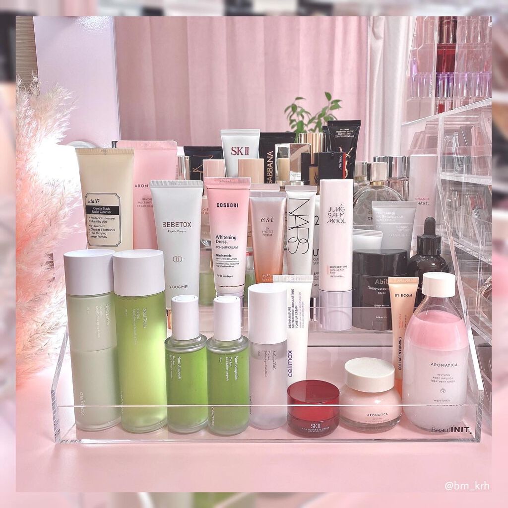 ビューティーイニット　コスメ収納 ずっと欲しかったけど毎回即完売するコスメ収納をやっと注文する