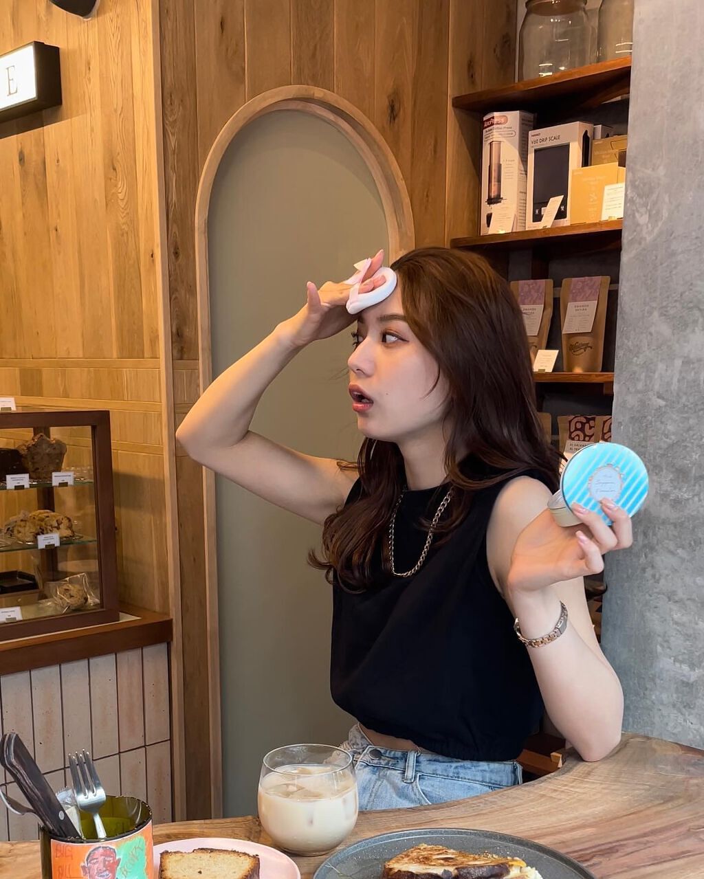 すっぴんパウダーB シトラスミントの香り/クラブ/プレストパウダーを使ったクチコミ(1枚目)