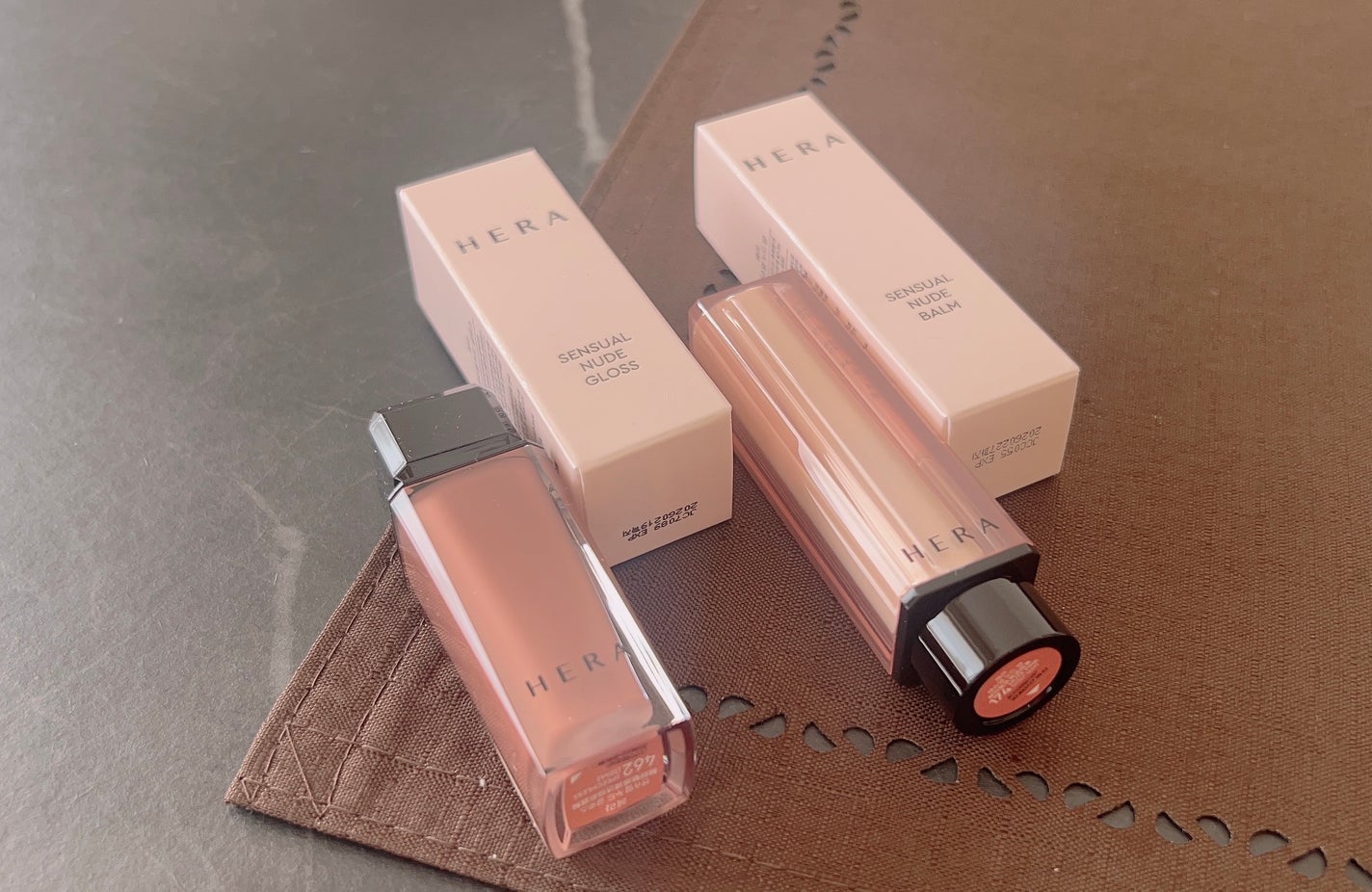 センシュアルヌードグロス/HERA/リップグロスを使ったクチコミ(1枚目)