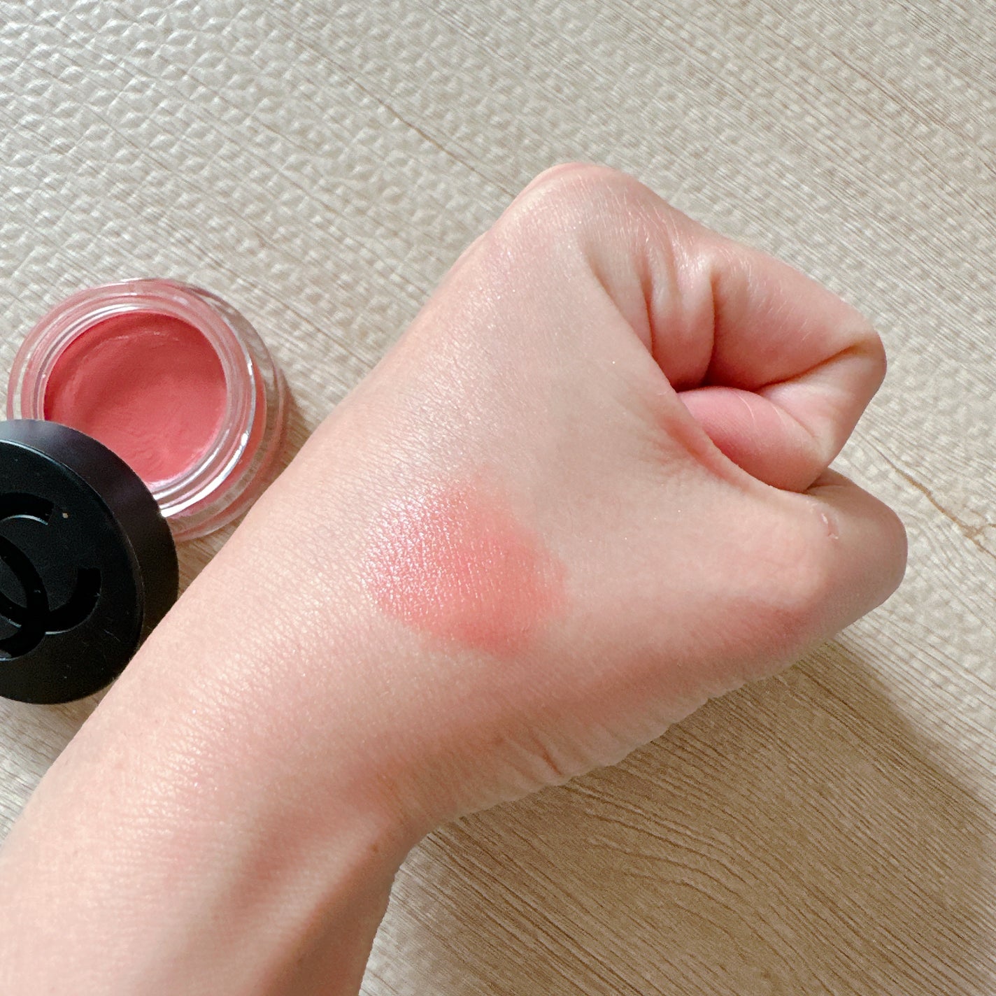 リップ&チーク ボーム N°1 ドゥ シャネル/CHANEL/口紅を使ったクチコミ(3枚目)