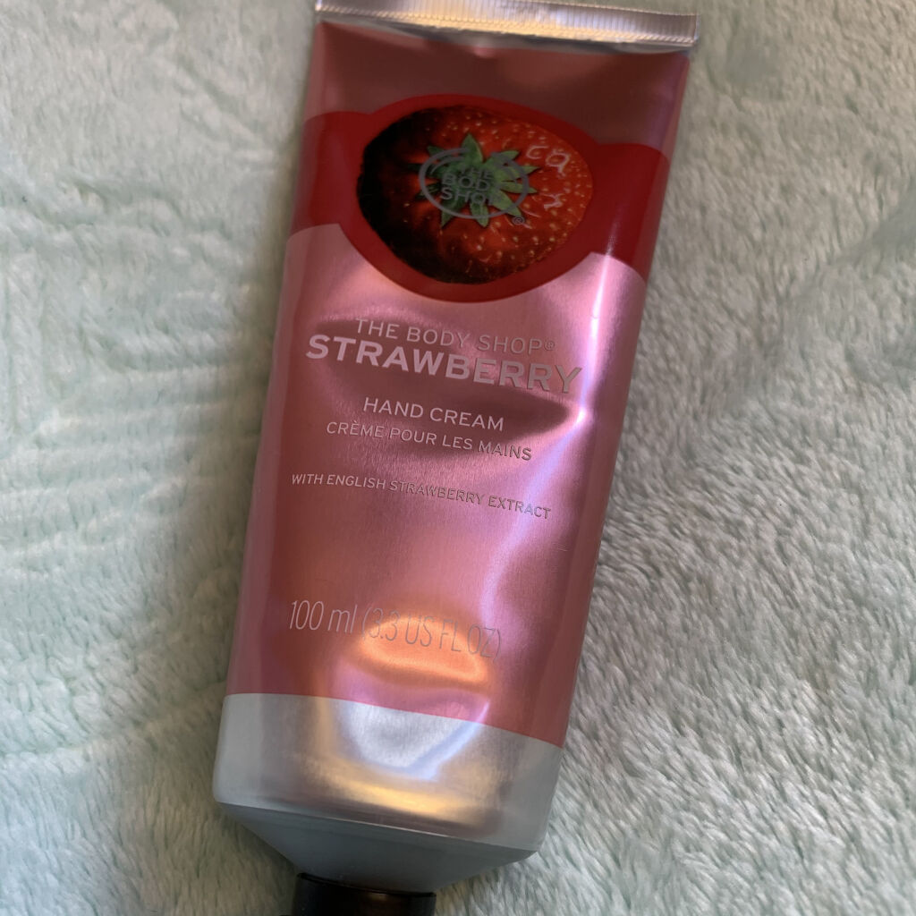 ハンドクリーム ストロベリー/THE BODY SHOP/ハンドクリームを使ったクチコミ（1枚目）