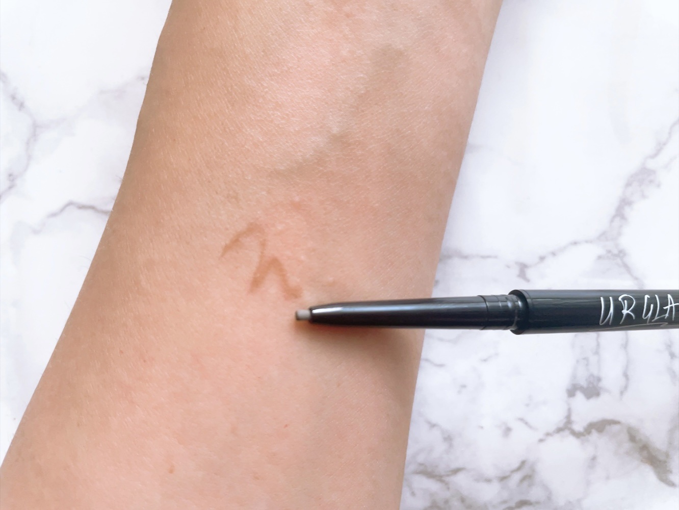 スリムスケッチアイブロウペンシル アッシュブラウン/U R GLAM/アイブロウペンシルを使ったクチコミ（3枚目）