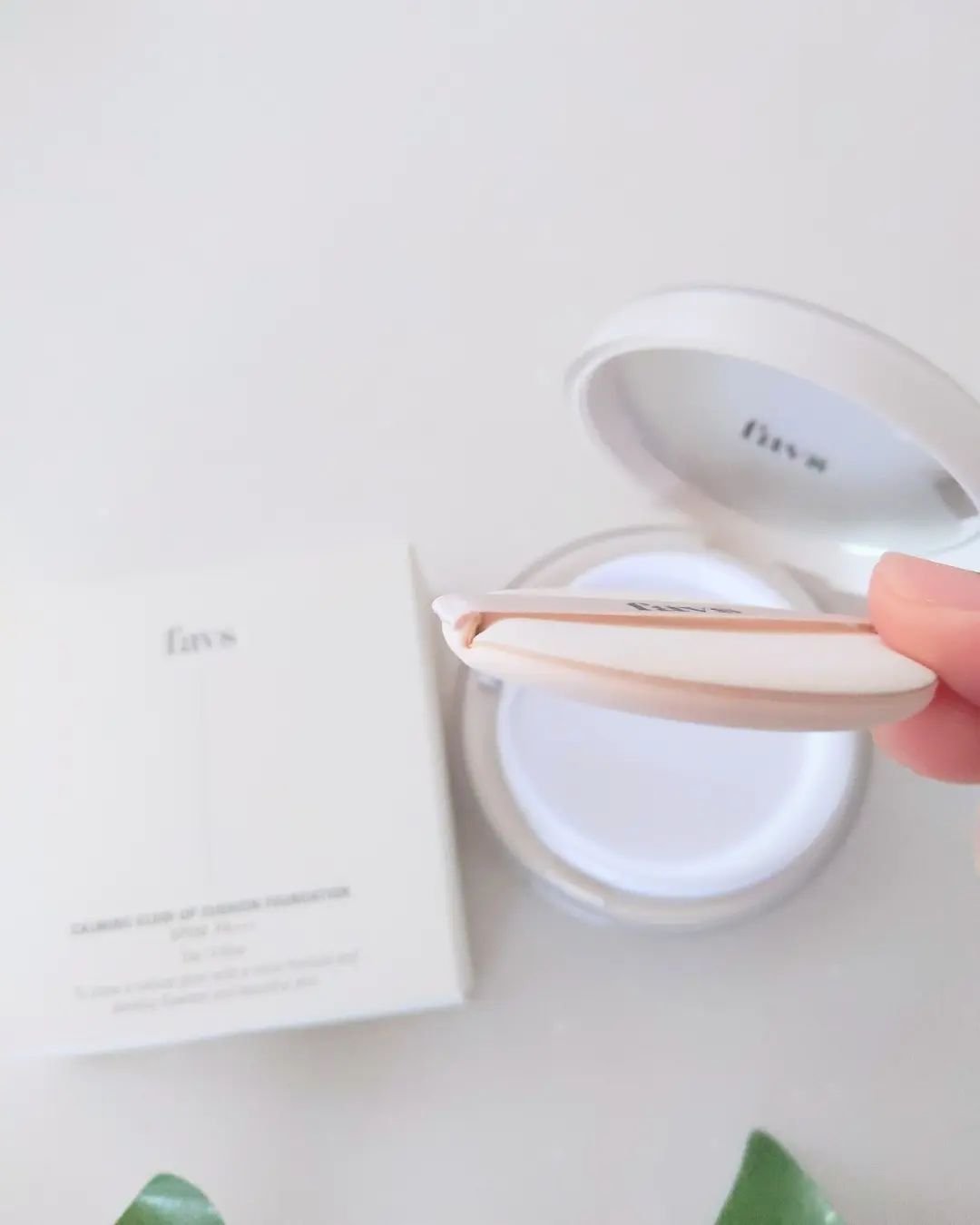 カーミンググロウアップクッションファンデーション バニラ/favs/リキッドファンデーションを使ったクチコミ（3枚目）