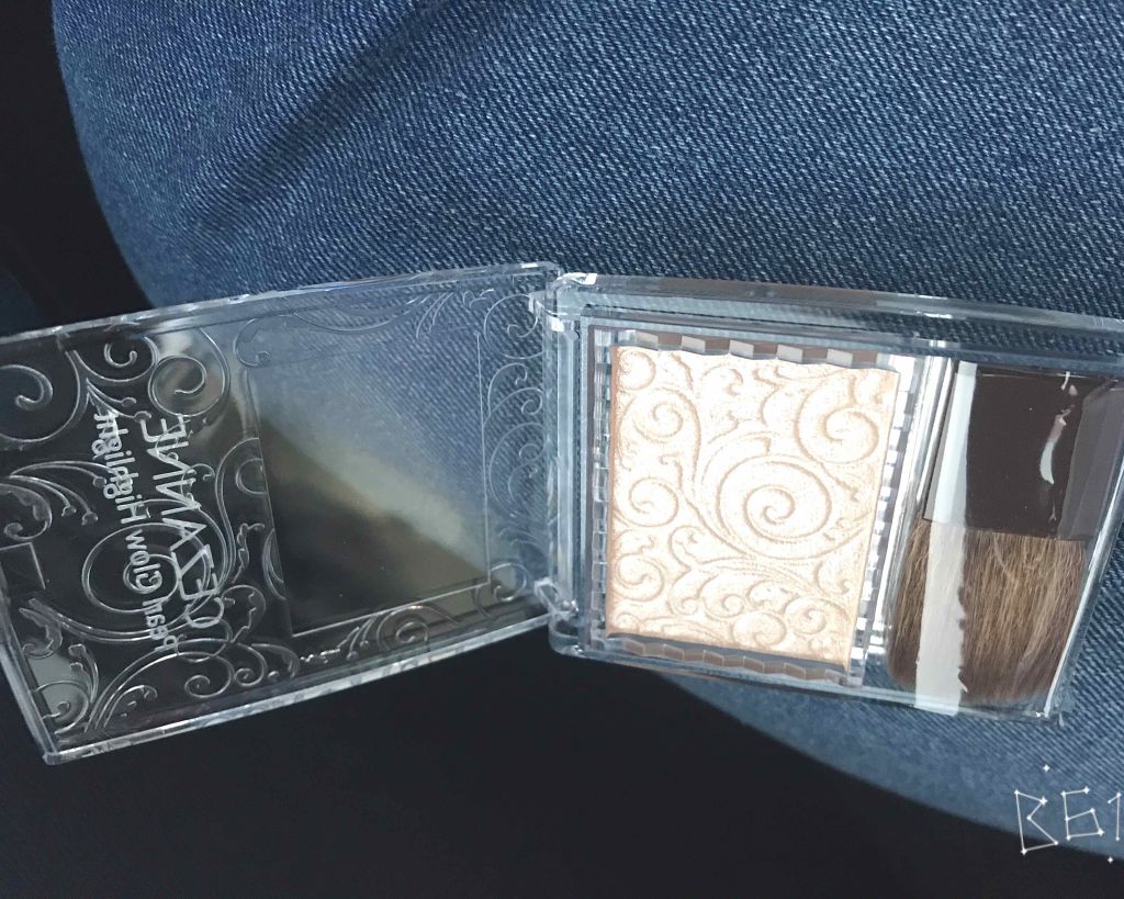 ハイライター/キャンメイク/パウダーハイライトを使ったクチコミ(1枚目)