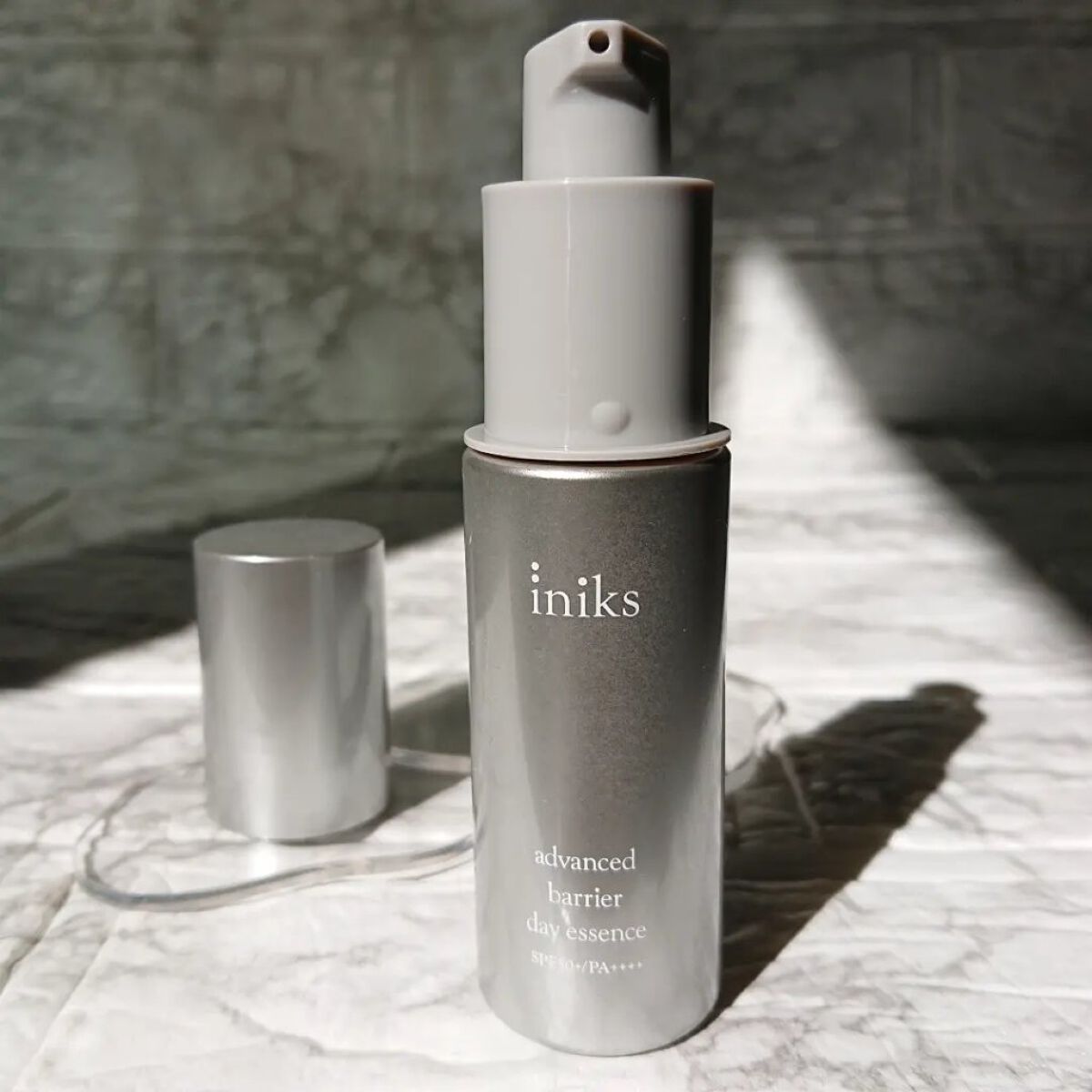 試してみた】iniks アドバンスバリア デイエッセンスのリアルな口コミ
