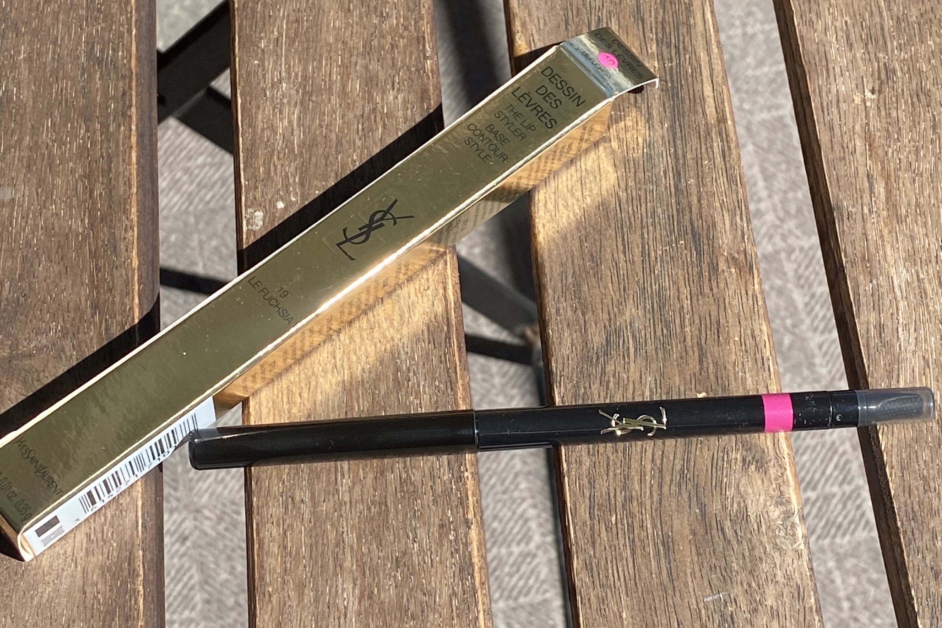 YVES SAINT LAURENT BEAUTE YSL リップライナーのクチコミ「🩷️🩷️🩷️🩷️🩷️🩷️🩷️🩷️🩷️🩷️🩷️🩷️🩷️🩷️🩷️🩷️

YVES SAINT LA.....」（2枚目）