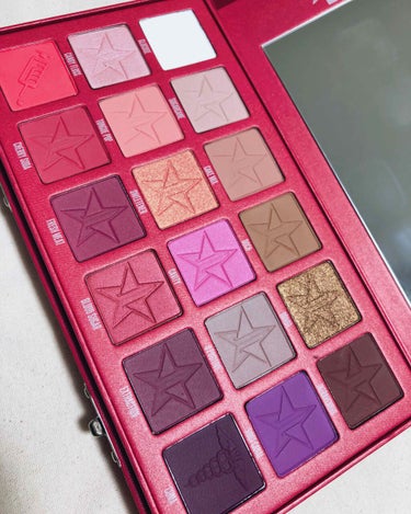 BLOOD SUGAR Eyeshadow Palette/Jeffree Star Cosmetics/パウダーアイシャドウを使ったクチコミ（2枚目）