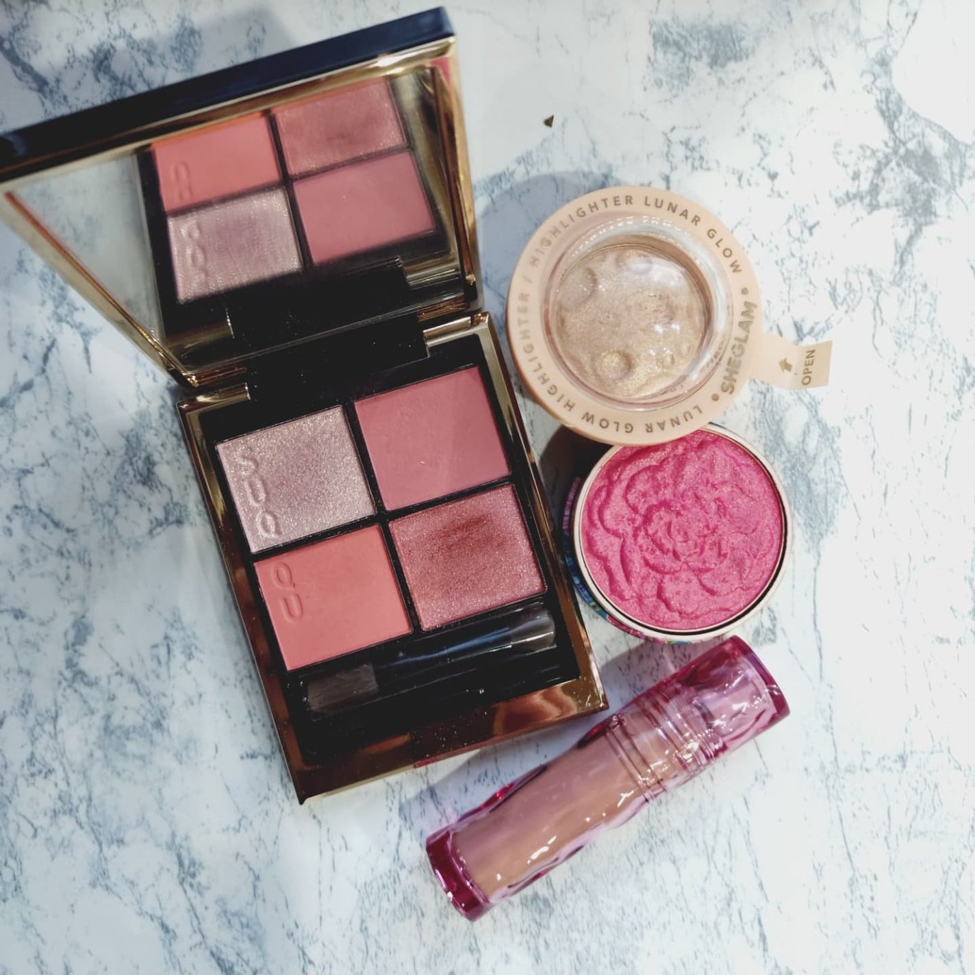 シグニチャー カラー アイズ/SUQQU/アイシャドウパレットを使ったクチコミ(3枚目)