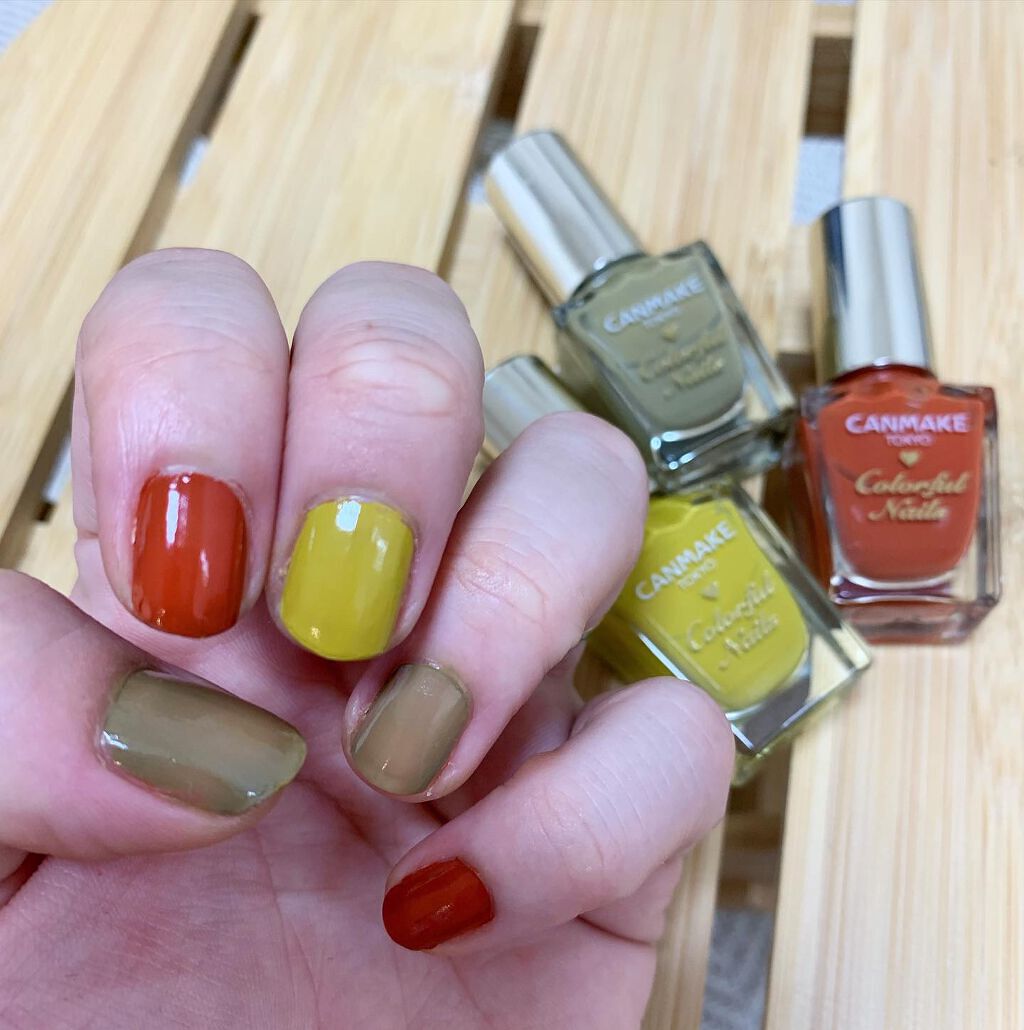 カラフルネイルズ/キャンメイク/マニキュアを使ったクチコミ(1枚目)