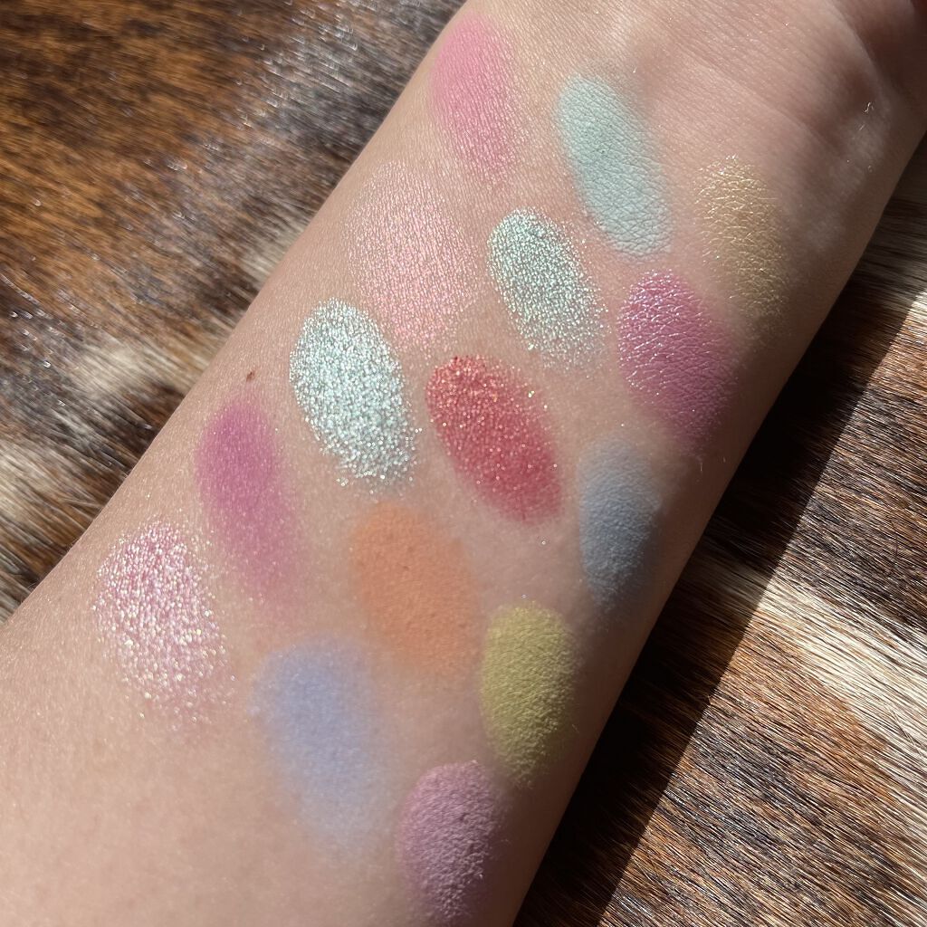 Natasha Denona  パステルパレットのクチコミ「ひと目見た時から買うと決めていた
パステルパレット🦄🌈✨✨

めちゃくちゃ可愛い🥺🥺🥺❤️
と.....」（2枚目）