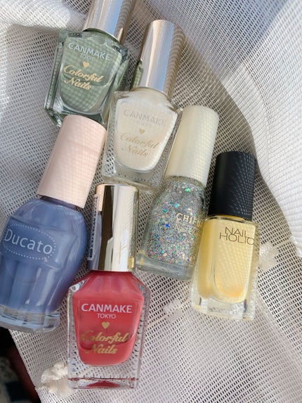カラフルネイルズ/キャンメイク/マニキュアを使ったクチコミ(3枚目)