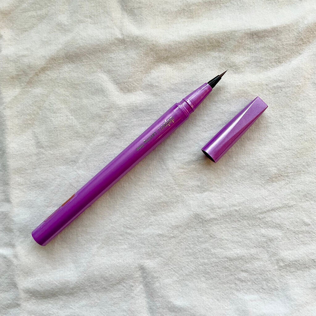 「密着アイライナー」ショート筆リキッド/デジャヴュ/リキッドアイライナーを使ったクチコミ(2枚目)