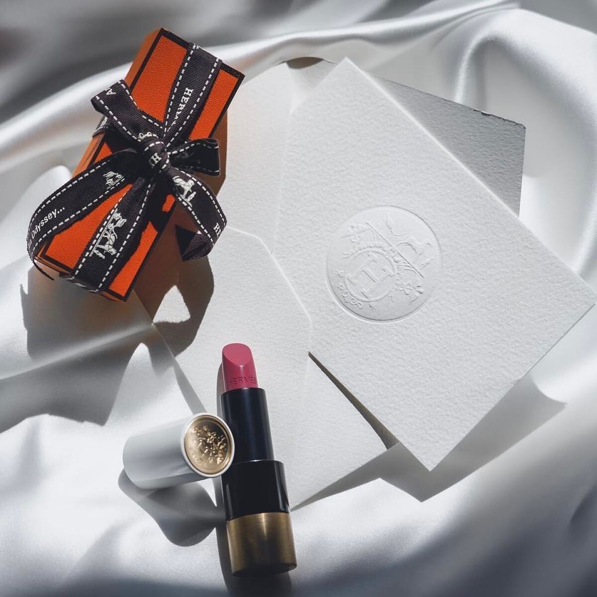 〈ルージュ・エルメス〉 ルージュ ア レーヴル サティネ/エルメス/口紅を使ったクチコミ(1枚目)