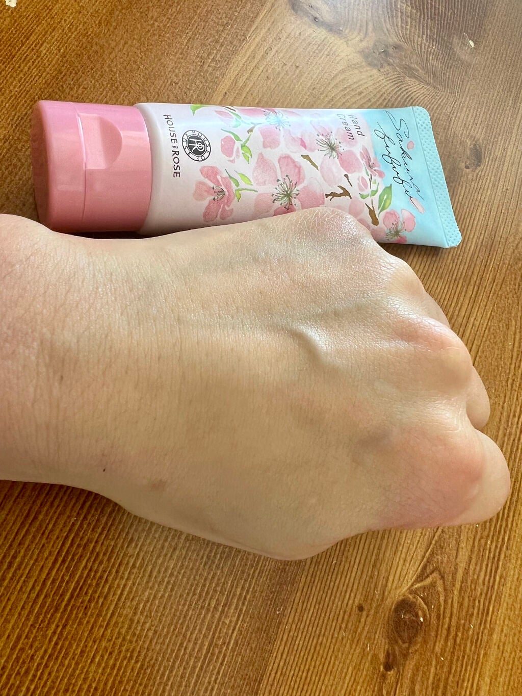 さくらふふふ ハンドクリーム/ハウス オブ ローゼ/ハンドクリームを使ったクチコミ(4枚目)