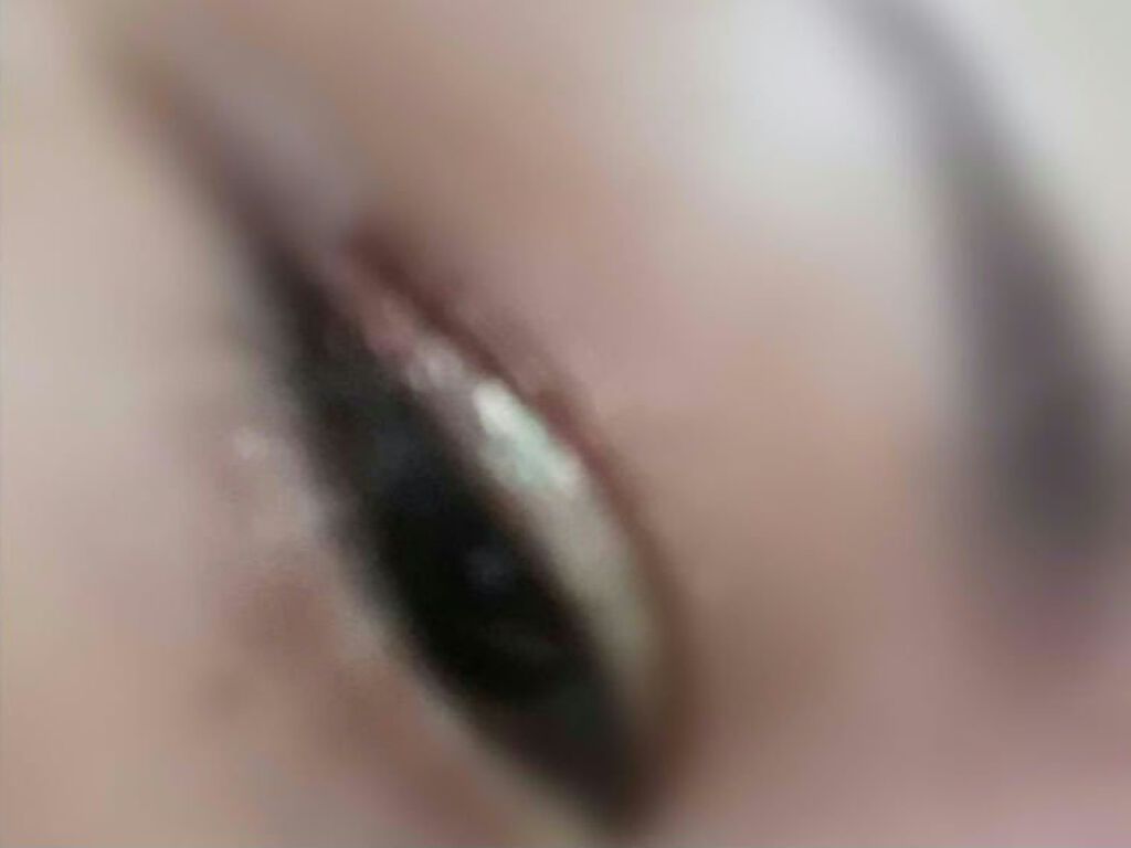 URGLAM　SPARKLE EYESHADOW/U R GLAM/単色アイシャドウを使ったクチコミ（2枚目）