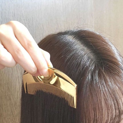(R)K24GPツキ ゴールド/LOVECHROME/ヘアコームを使ったクチコミ(2枚目)