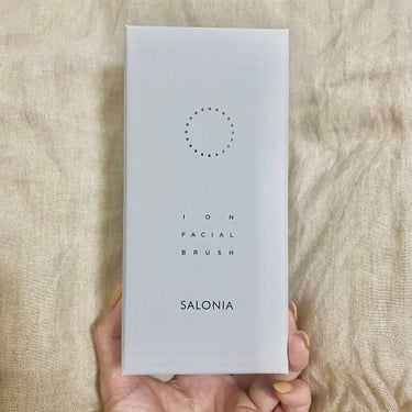 SALONIA イオンフェイシャルブラシ(電動洗顔ブラシ)のクチコミ「SALONIA
イオンフェイシャルブラシ　
電動洗顔ブラシ

イオンの力で摩擦せずに優しく
汚.....」（2枚目）