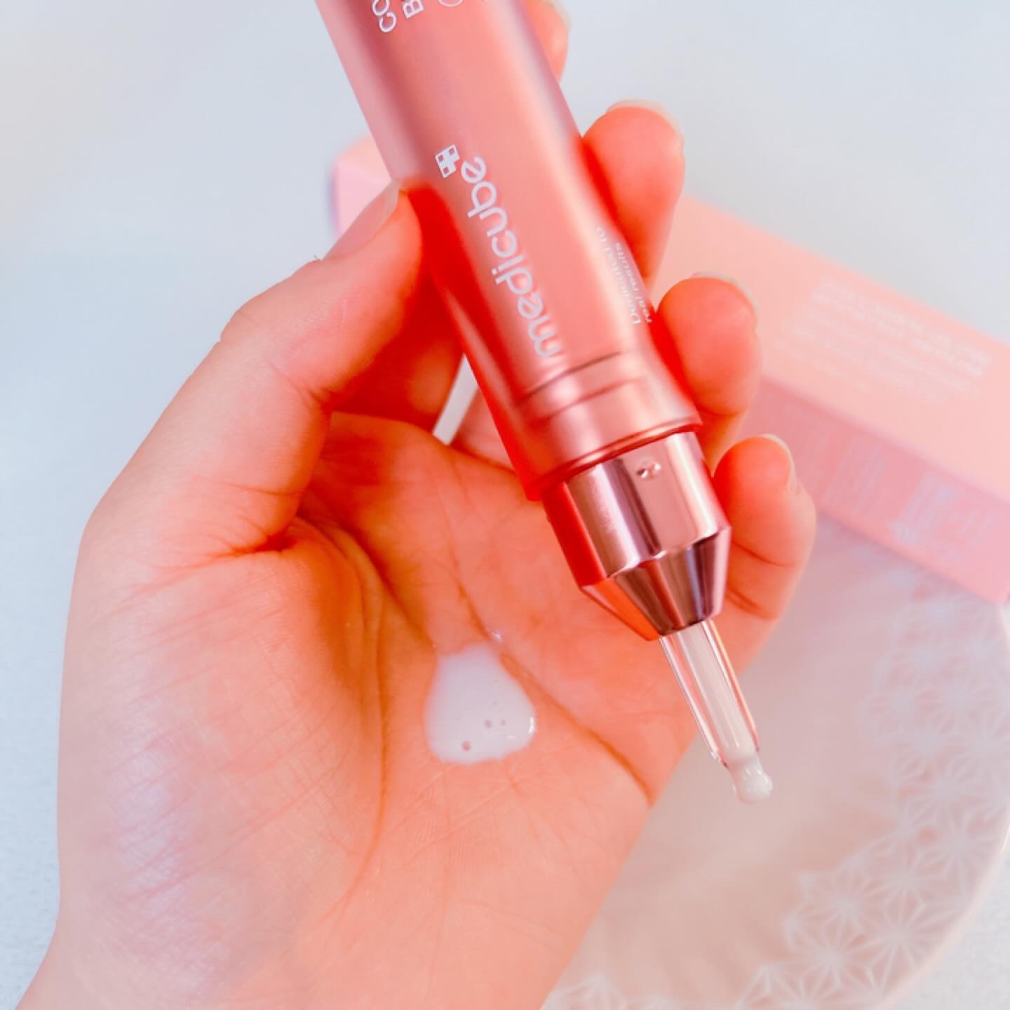 コラーゲングローブースターセラム/MEDICUBE/美容液を使ったクチコミ（3枚目）