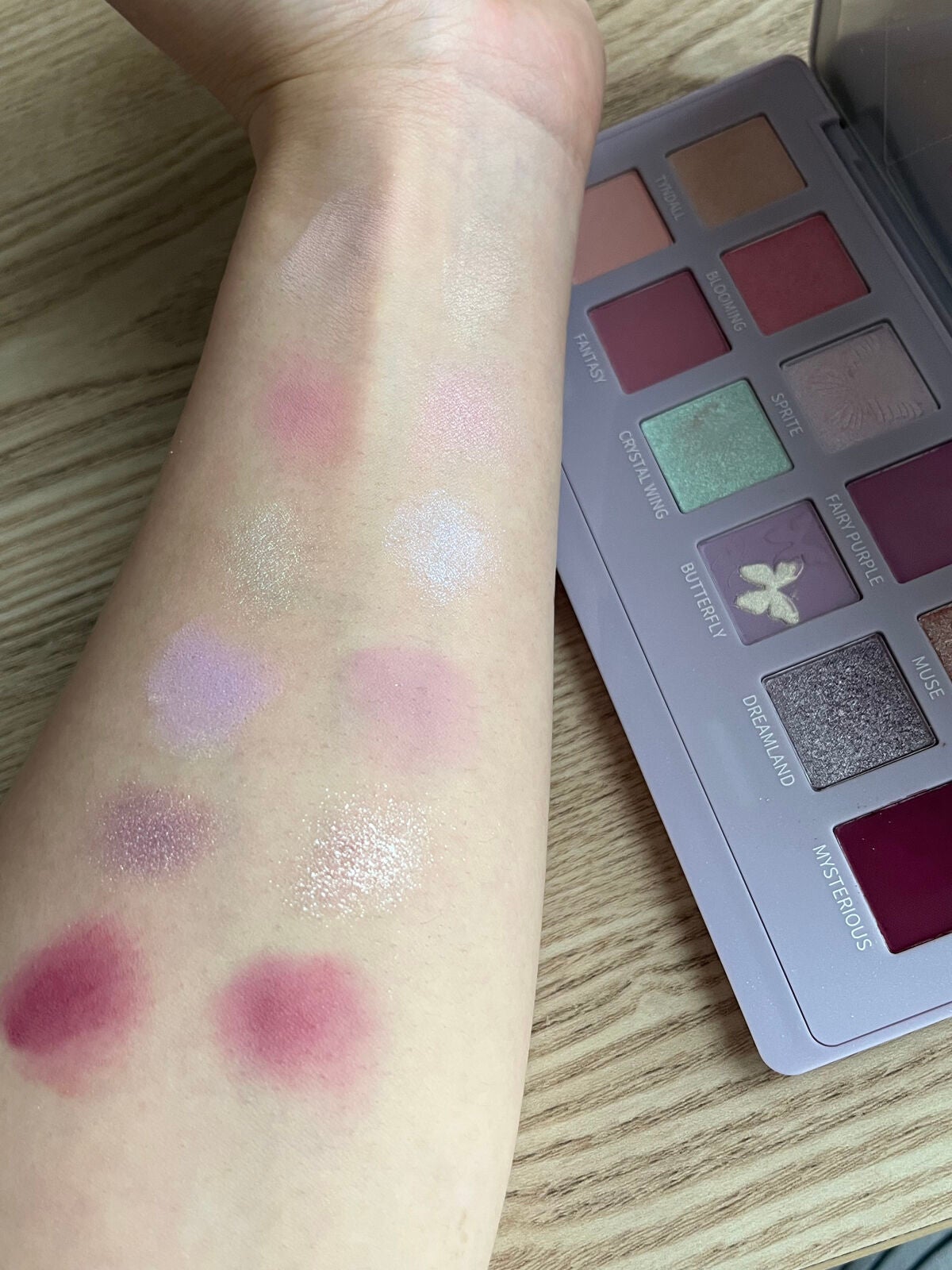 エクスプローラ12色 動物アイシャドウパレット/PERFECT DIARY/アイシャドウパレットを使ったクチコミ(4枚目)