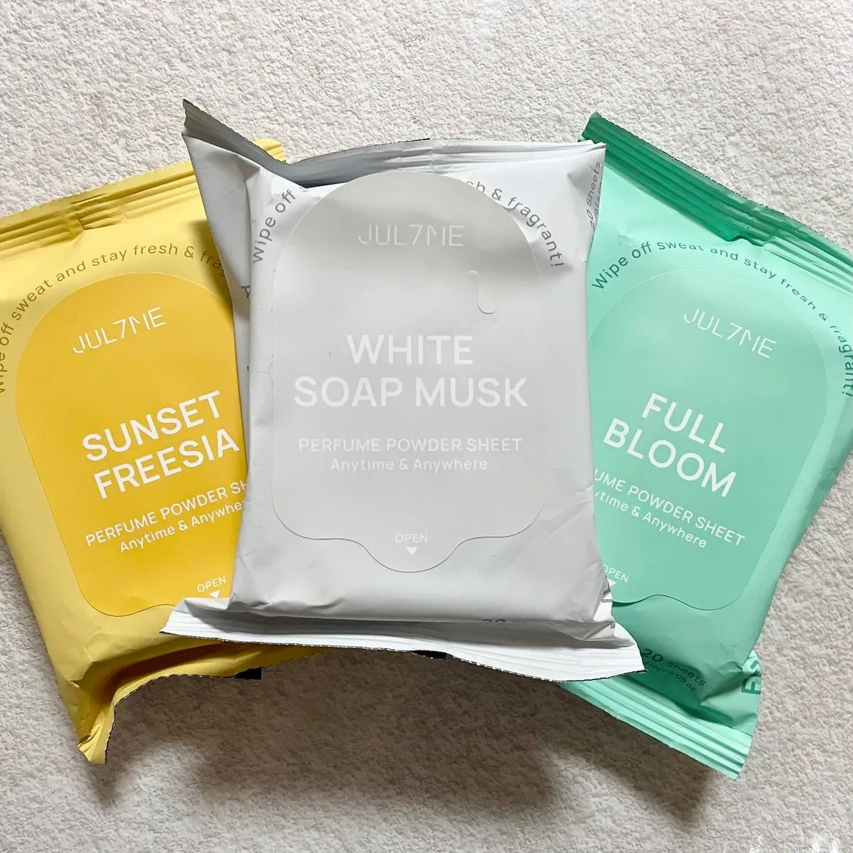 ジュライミー フレグランスパウダーシート サンセットフリージア/JUL7ME/ボディシートを使ったクチコミ（1枚目）