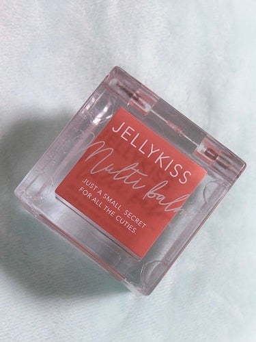 JellyKiss テラコッタレッド 04

星3ですが、スグレモノ…!?
パッケージは可愛い( ˶˙˙˶)

リップ・チーク・グロス・アイメイク・
ハイライトなんと5役も！？

アイメイクとハイライト