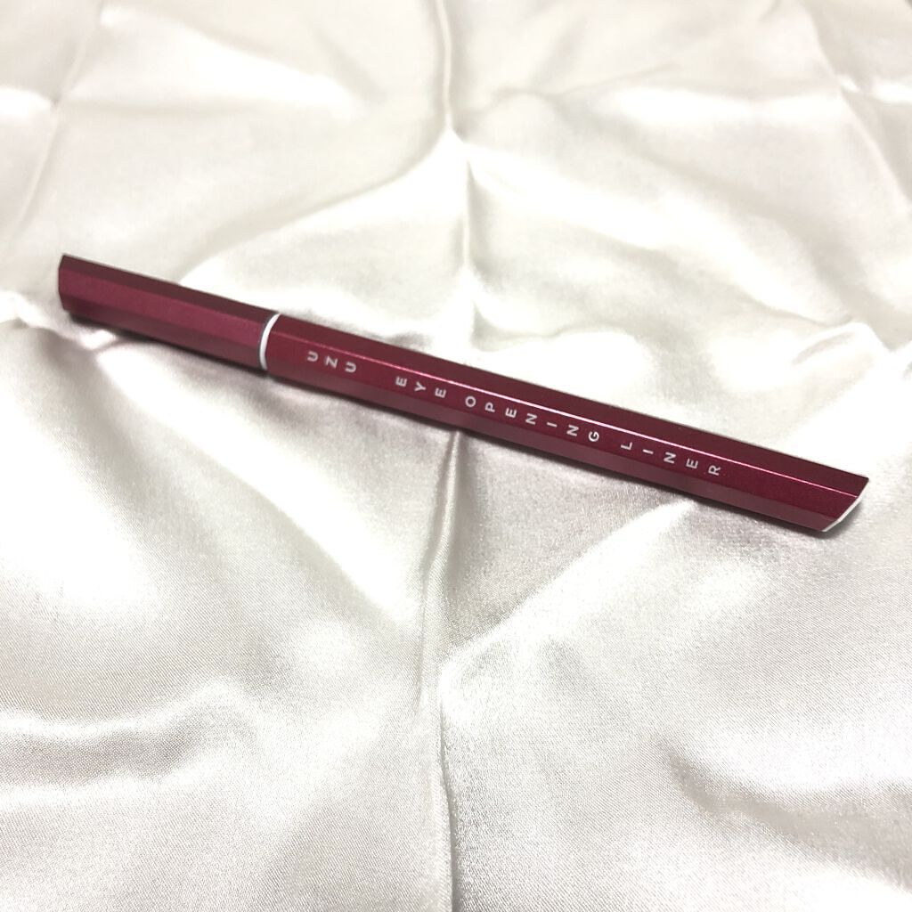 EYE OPENING LINER/UZU BY FLOWFUSHI/リキッドアイライナーを使ったクチコミ（1枚目）