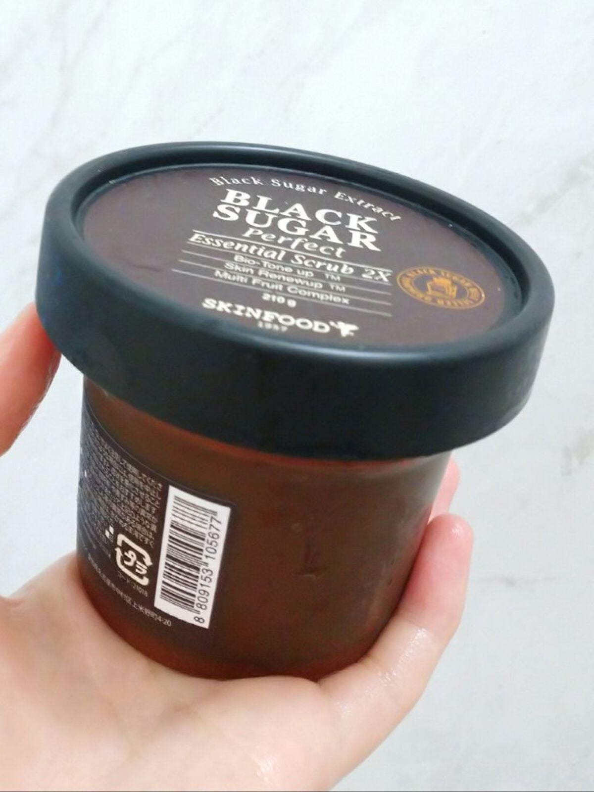 ブラックシュガー パーフェクト エッセンシャル スクラブ2X/SKINFOOD/洗い流すパック・マスクを使ったクチコミ(2枚目)