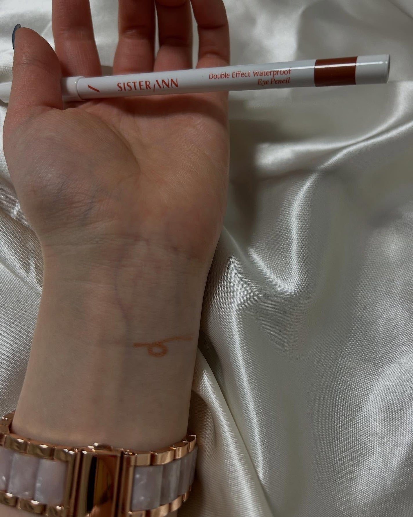 yuna_log615_a on LIPS 「2/1〜からQoo10メガポが始まるよ🌟そこでQoo10..」(5枚目)