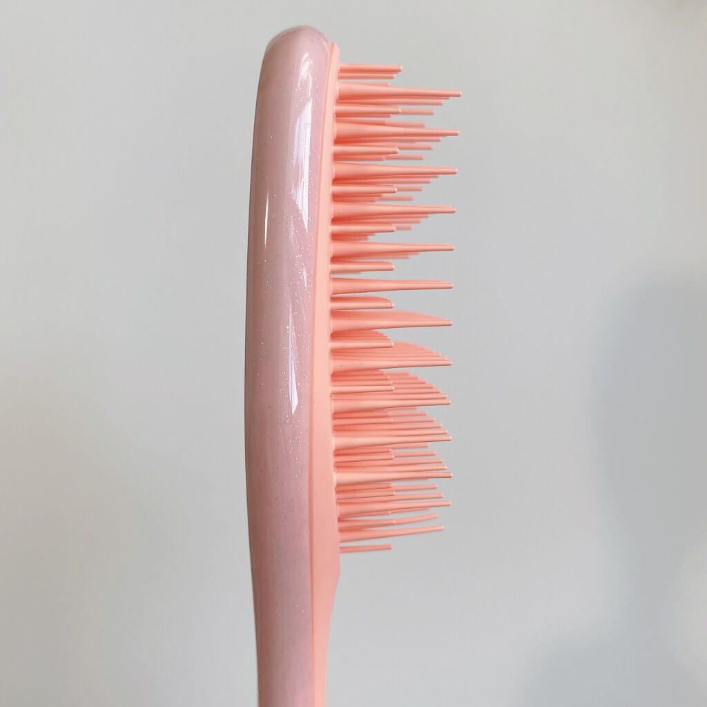 タングルティーザー ザ・アルティメットディタングラー ミニ ピーチフロスト/TANGLE TEEZER/ヘアブラシを使ったクチコミ（2枚目）