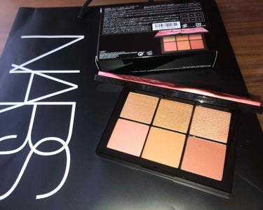 オーバーラスト チークパレット/NARS/パウダーチークを使ったクチコミ（2枚目）