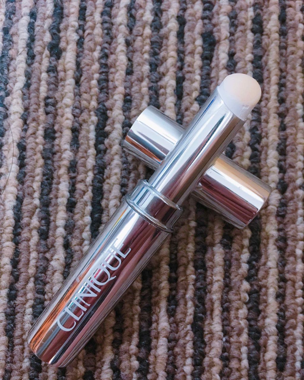 イーブン ベター スポッツ コンセントレート コンシーラー 21/CLINIQUE/スティックコンシーラーを使ったクチコミ(1枚目)