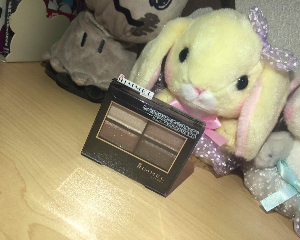 ロイヤルヴィンテージ アイズ/リンメル ロンドン/アイシャドウパレットを使ったクチコミ（3枚目）