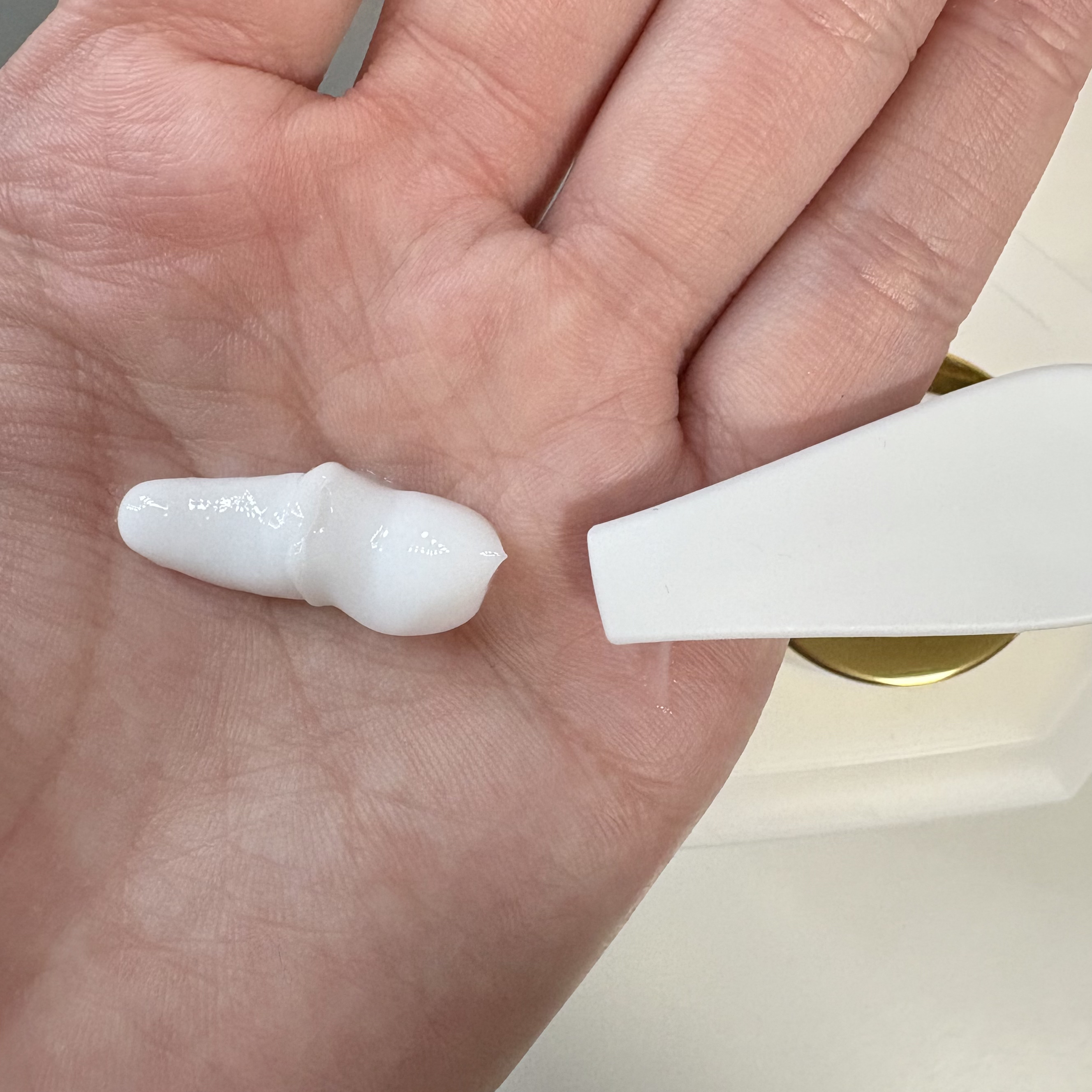 パフュームボディローション リリィムスクホワイトティー/TEABLESS/ボディローションを使ったクチコミ（3枚目）