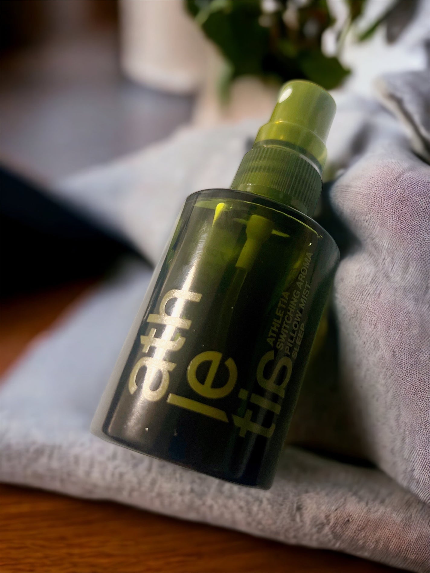 スイッチング アロマピローミスト SLEEP/athletia/ファブリックミストを使ったクチコミ(1枚目)