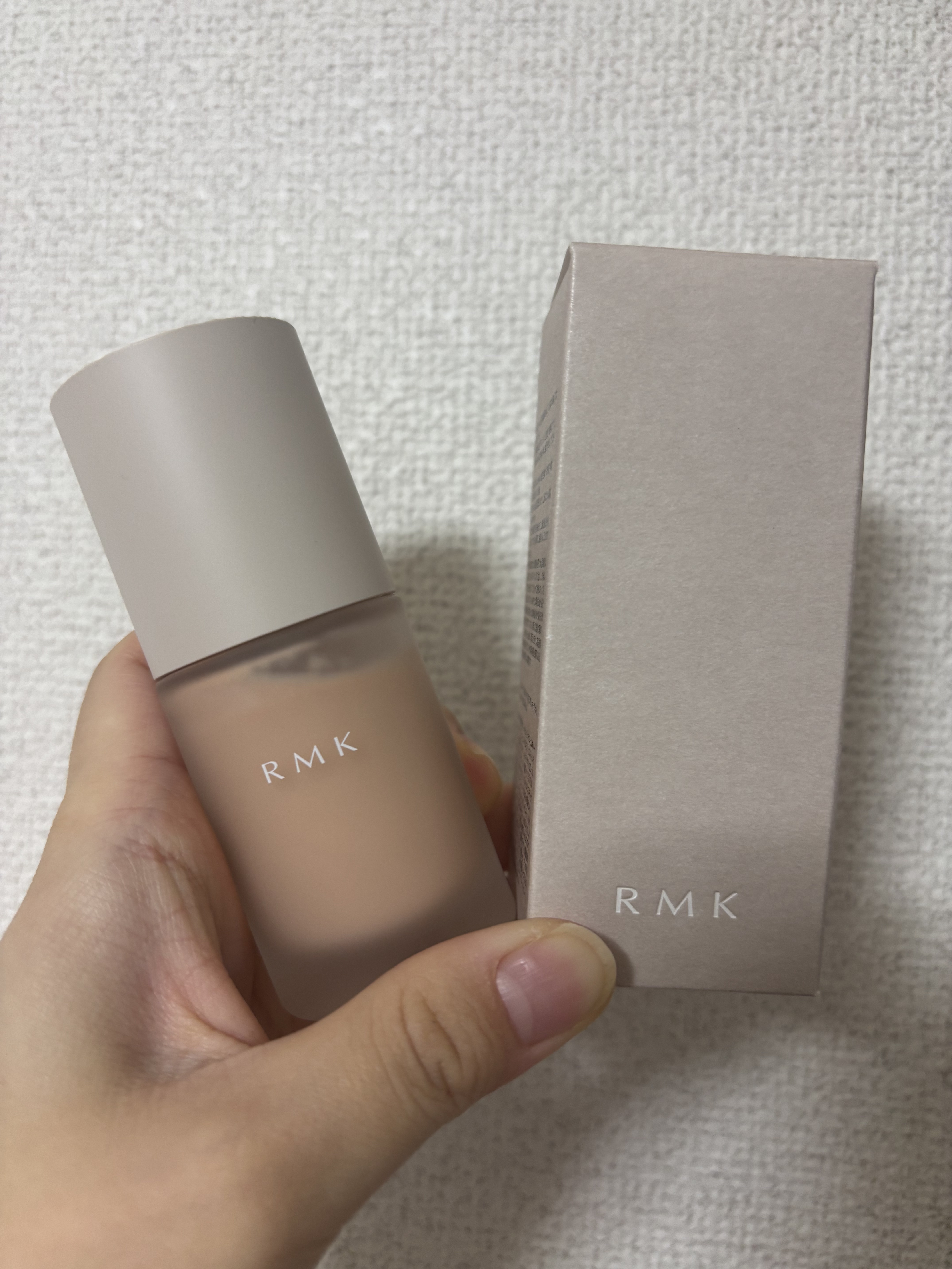 RMK リクイドファンデーション フローレスカバレッジ/RMK/リキッドファンデーションを使ったクチコミ（1枚目）