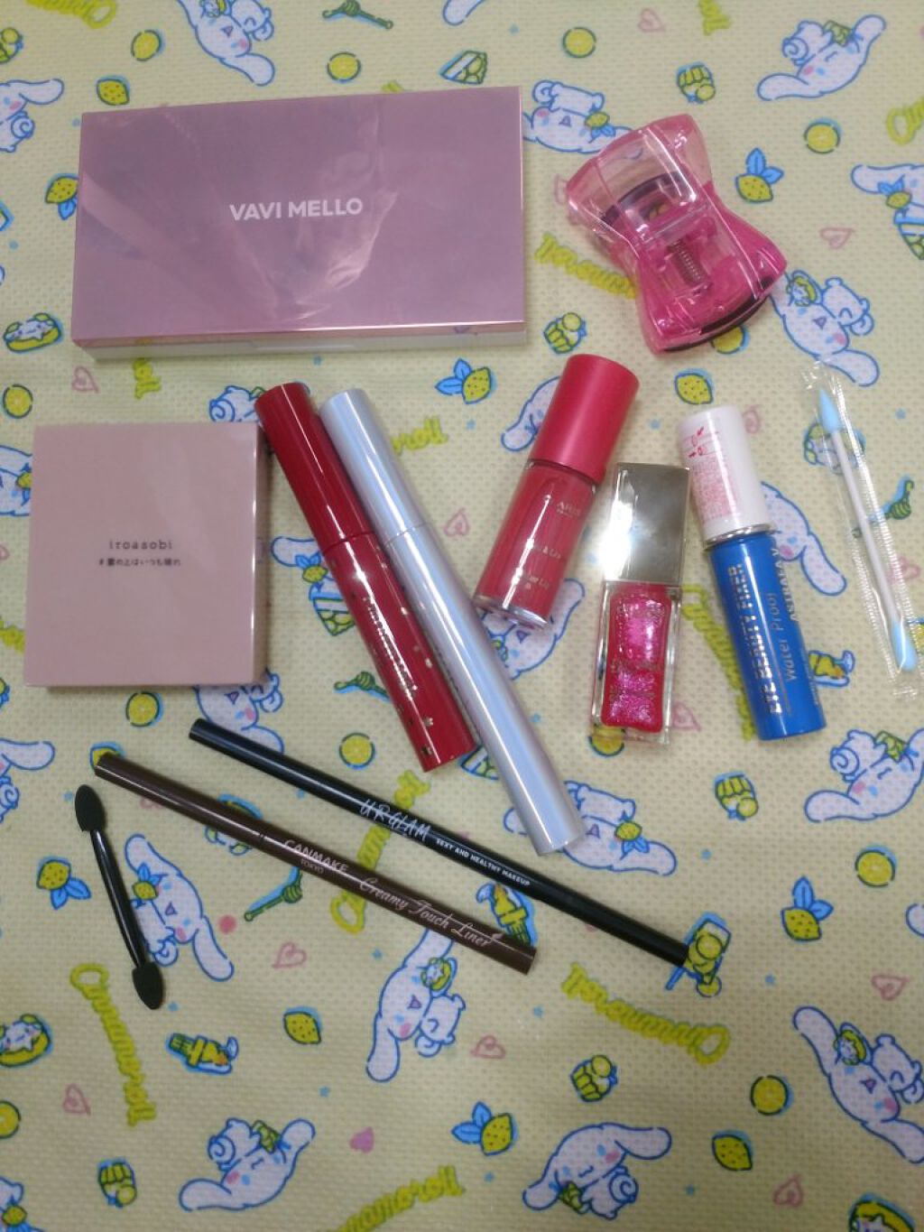 バレンタインボックス/VAVI MELLO/アイシャドウパレットを使ったクチコミ(1枚目)