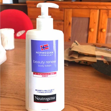 ノルウェーフォーミュラ インテンスケア ハンドトリートメント/Neutrogena/ハンドクリームを使ったクチコミ（1枚目）