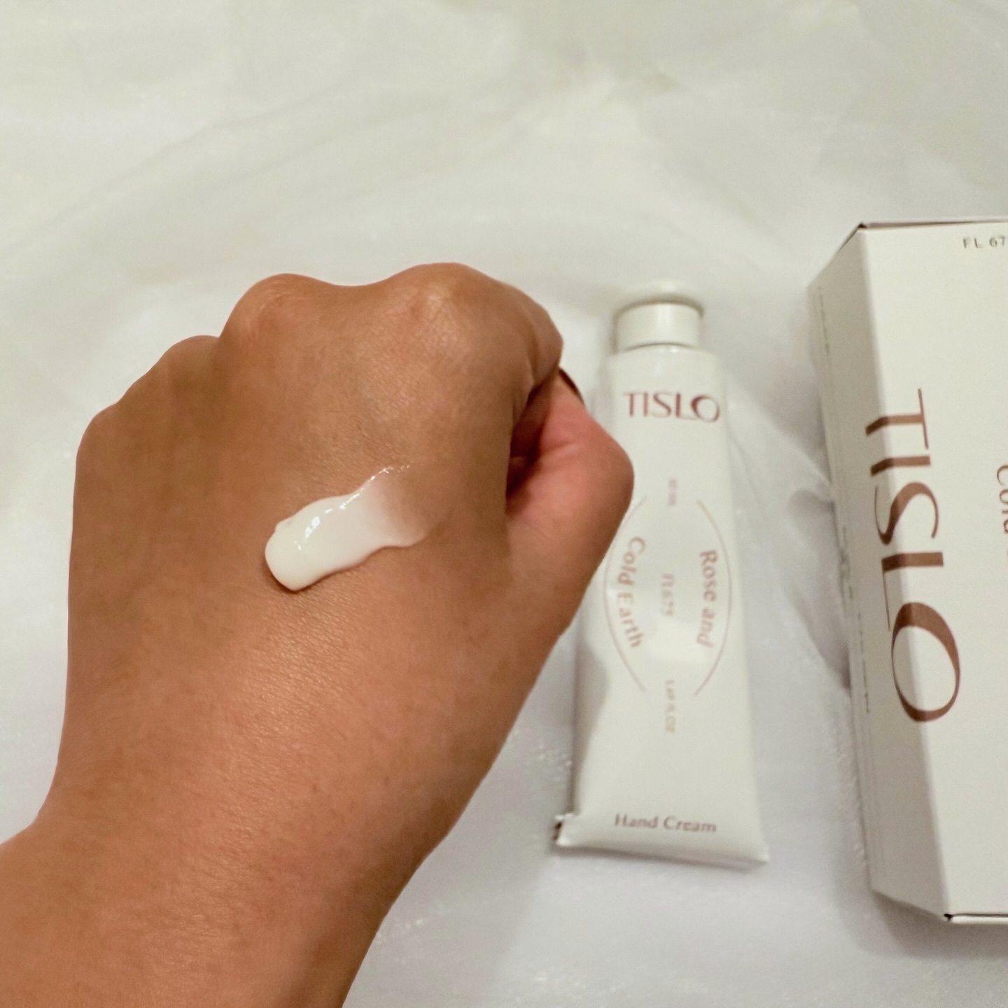 Cedarwood and Quiet Moment/Perfume Stick/TISLO/練り香水を使ったクチコミ（3枚目）