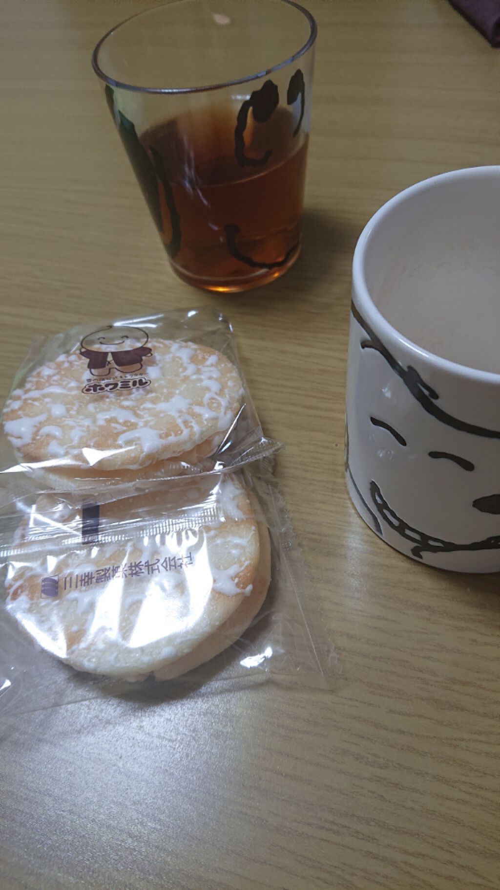 にゃーにゃ一団 on LIPS 「こんばんは(・・;)昨日からまた、しばらく(/´△`\)仕事が..」(1枚目)